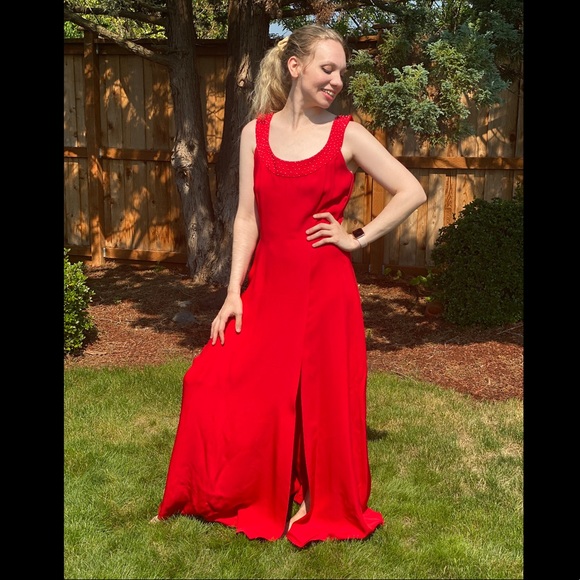 MARÍA LUISA De ESPAÑA Red Full Length Gown Dress - Picture 2 of 9